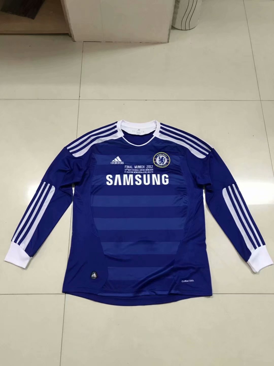 Chelsea Retro home long