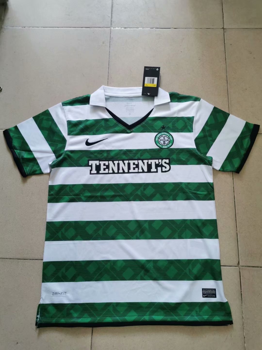 2010-2012 Celtic home Retro.