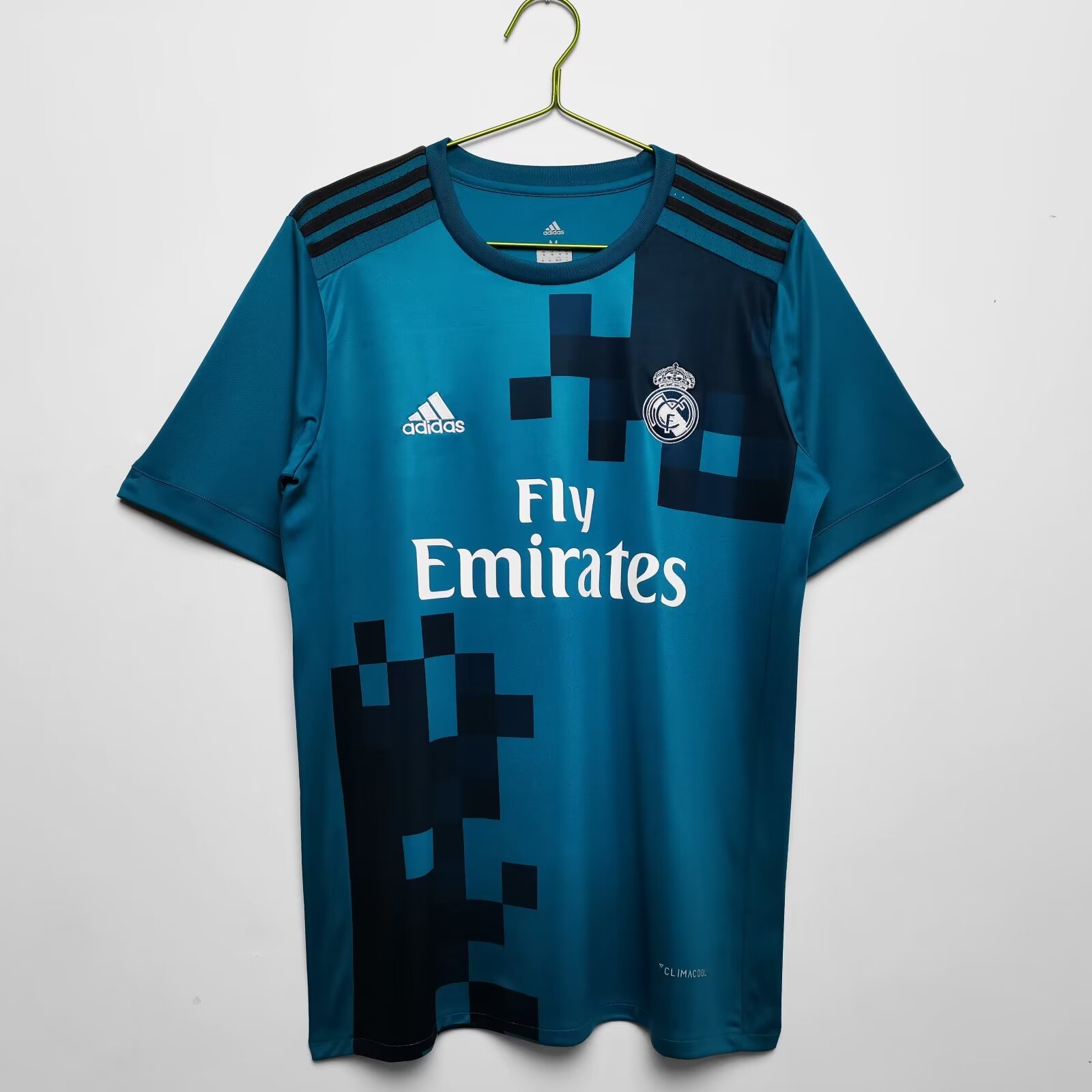 2017/18 Real Madrid 3rd  away retro