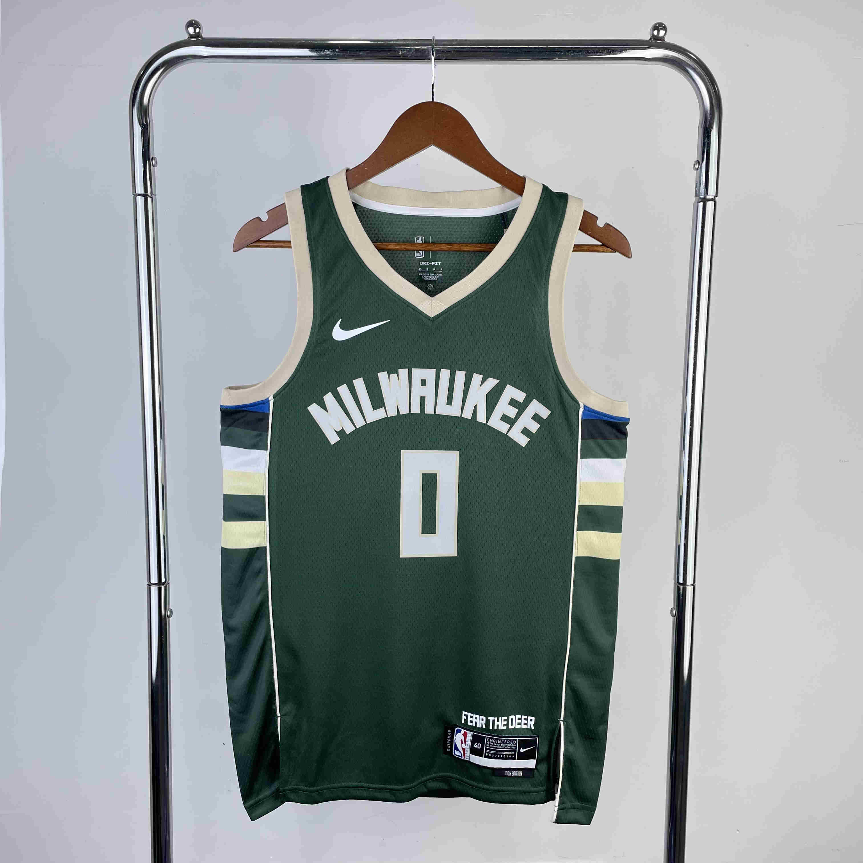 Milwaukee BucksNBA Jersey   Lillard 0