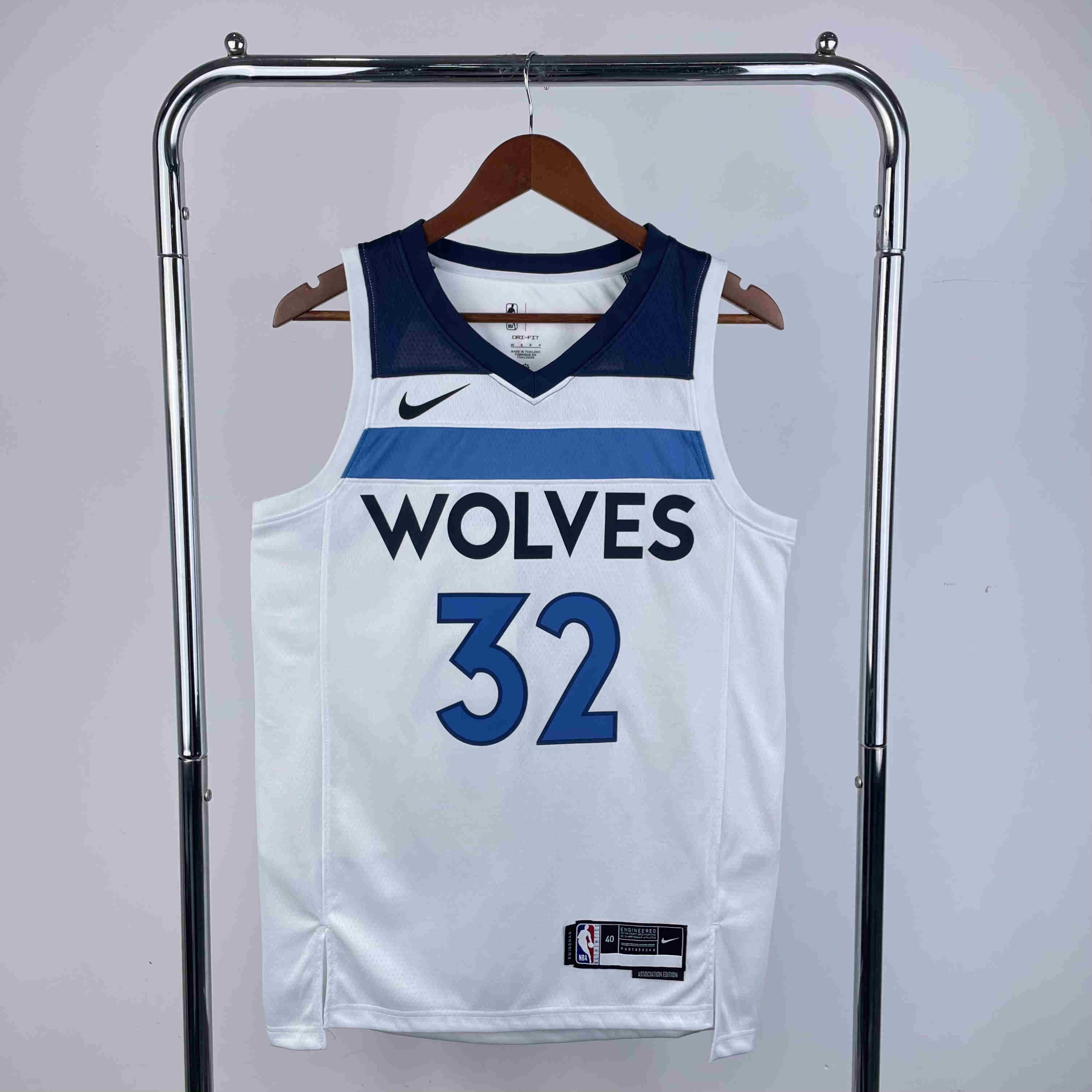 Minnesota Timberwolves NBA Jersey towns 32