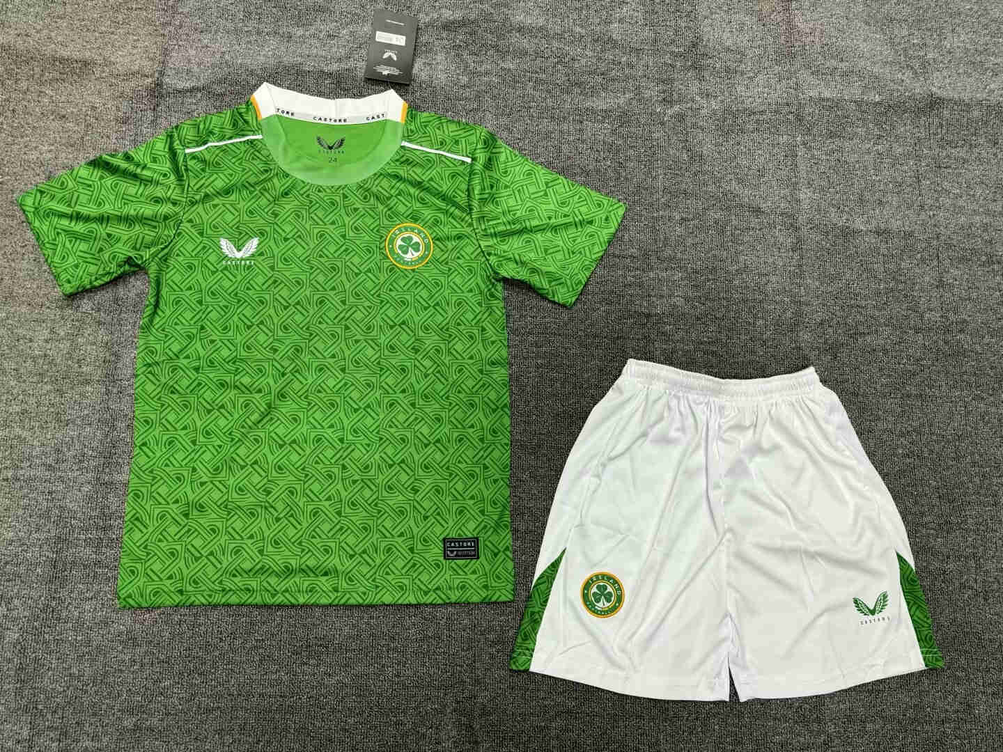 2024 Ireland home kids kit 