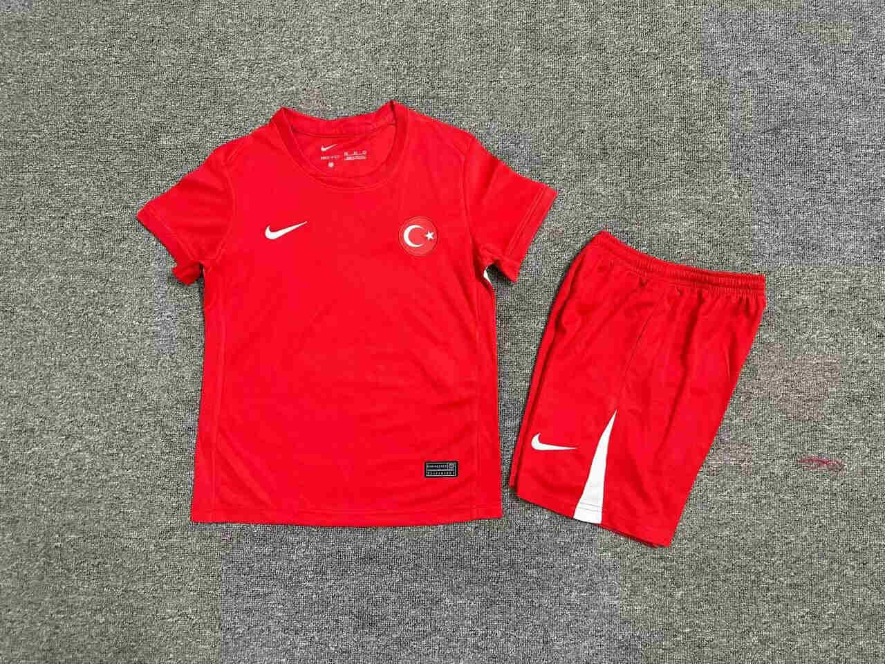 2024-2025 Turkey away kids kit 