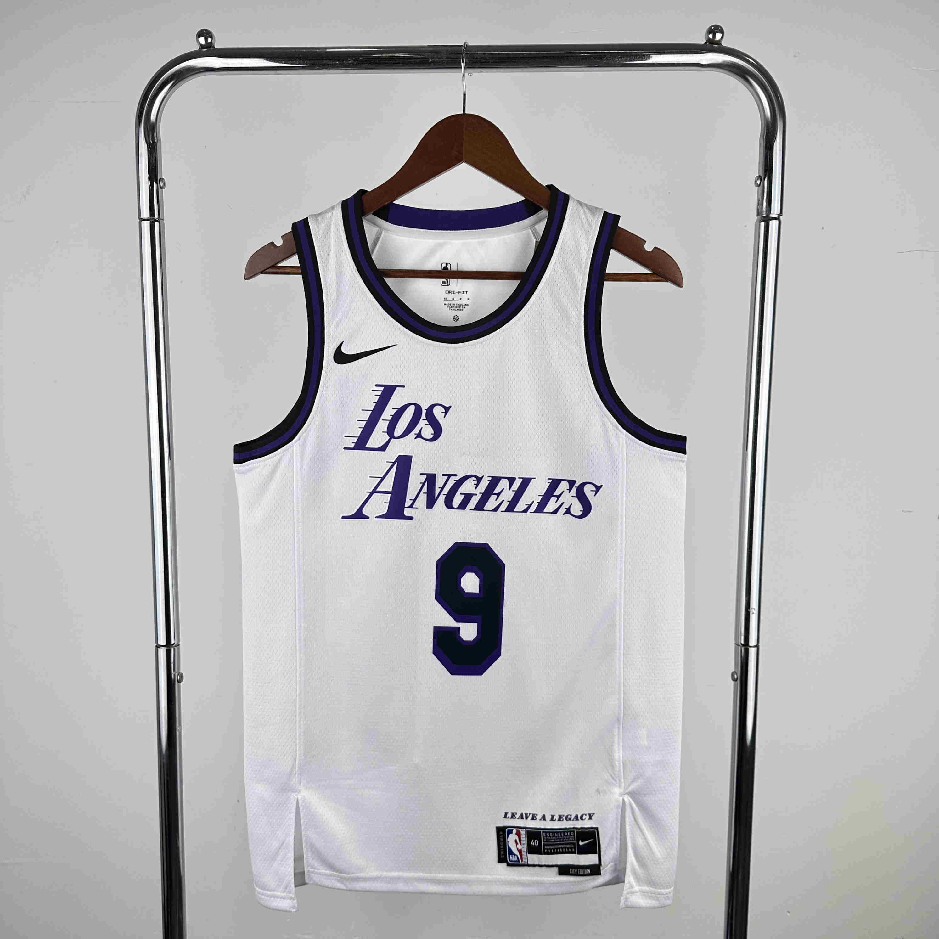 2023 Los Angeles Lakers  NO.9