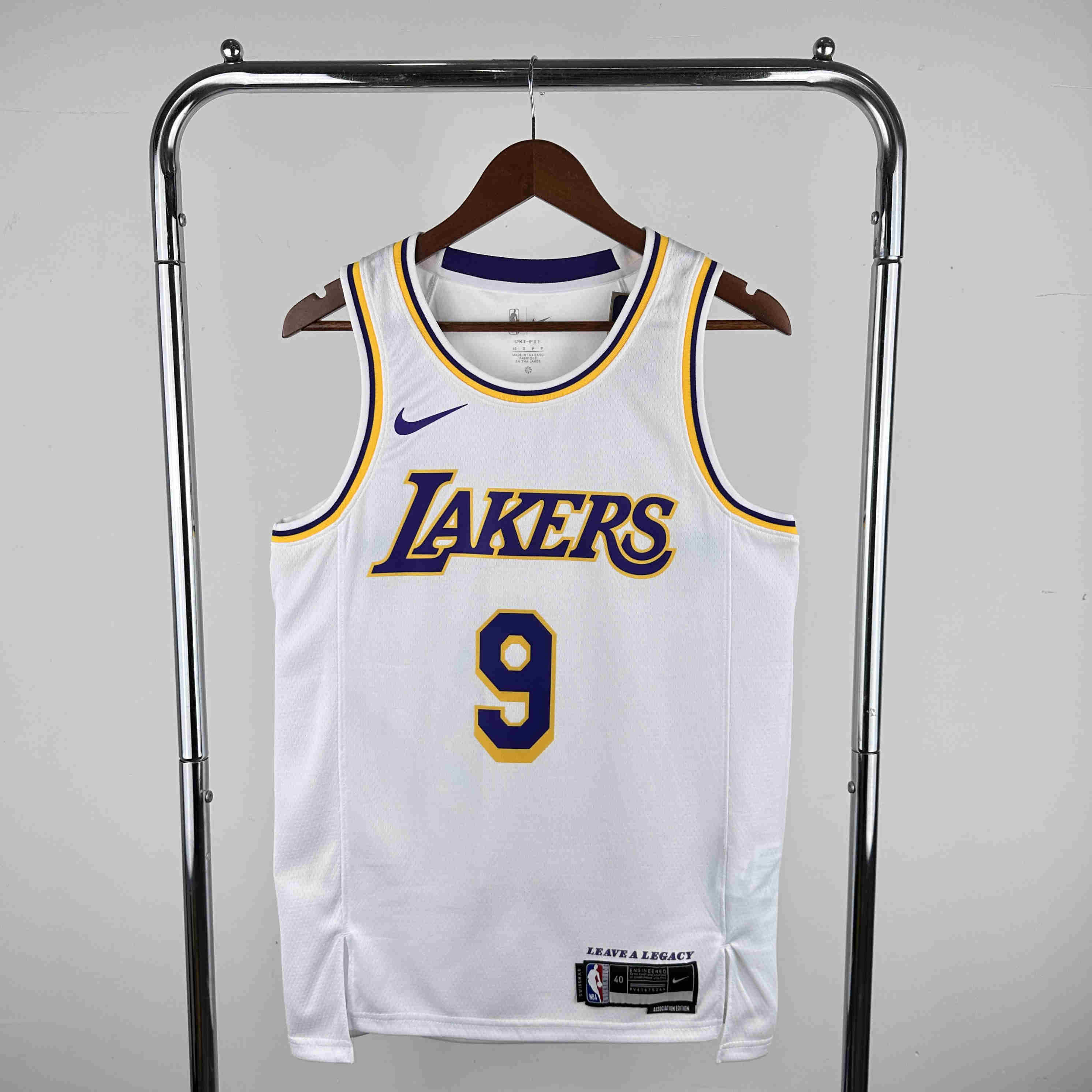  2023 Los Angeles Lakers  NO.9