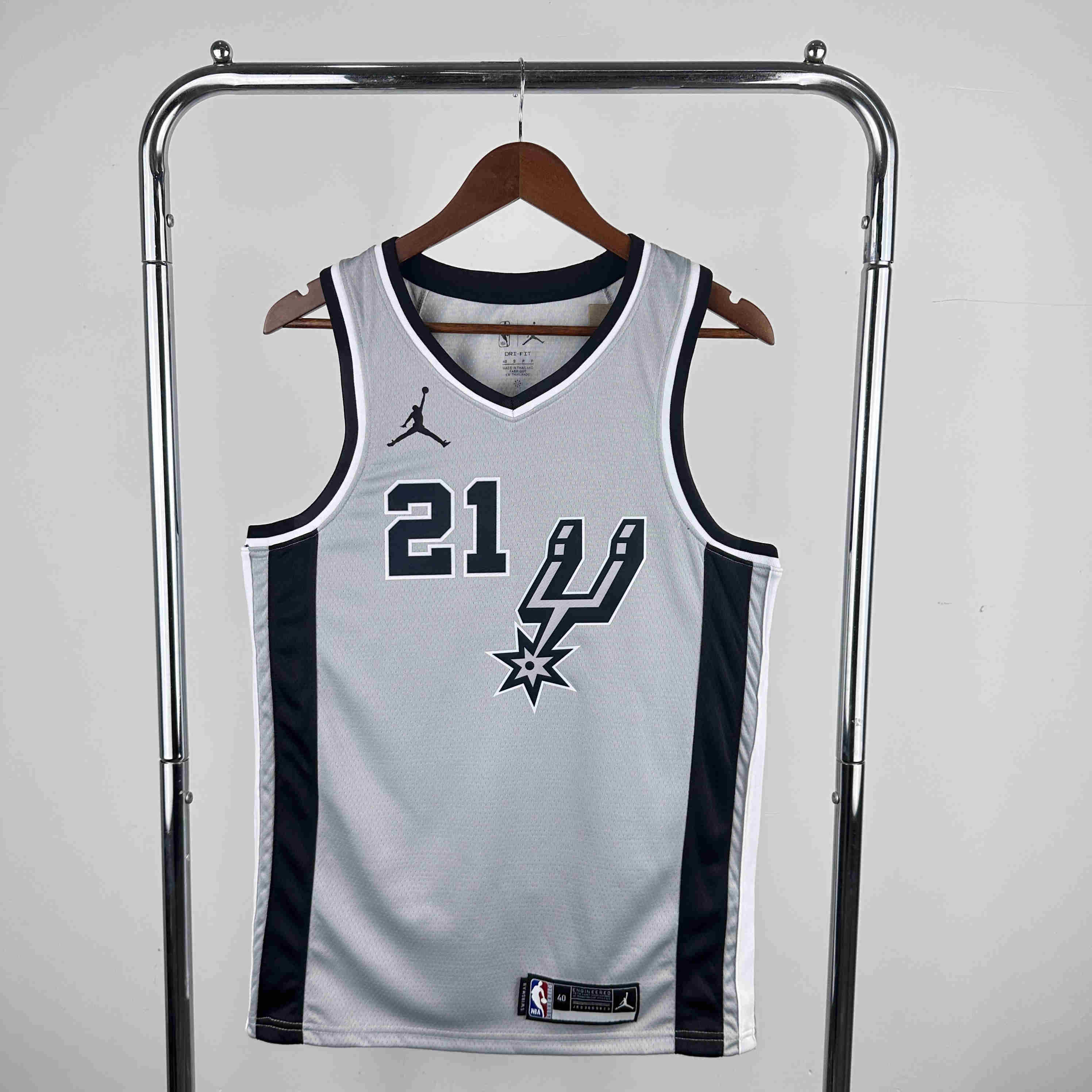  San Antonio Spurs  NO.21