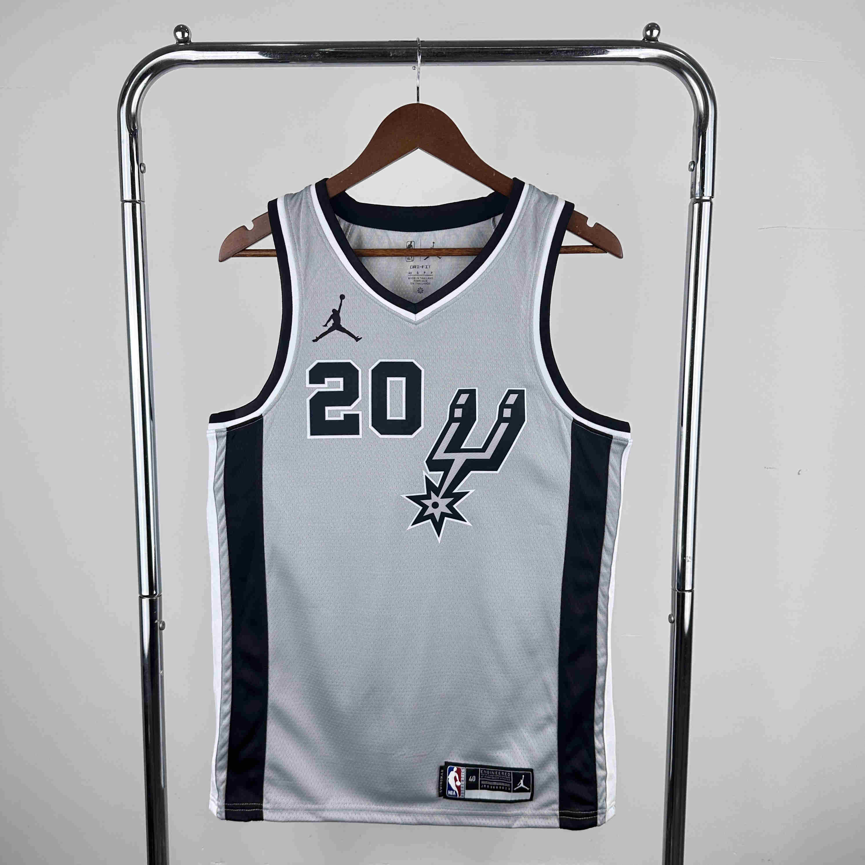  San Antonio Spurs  NO.20