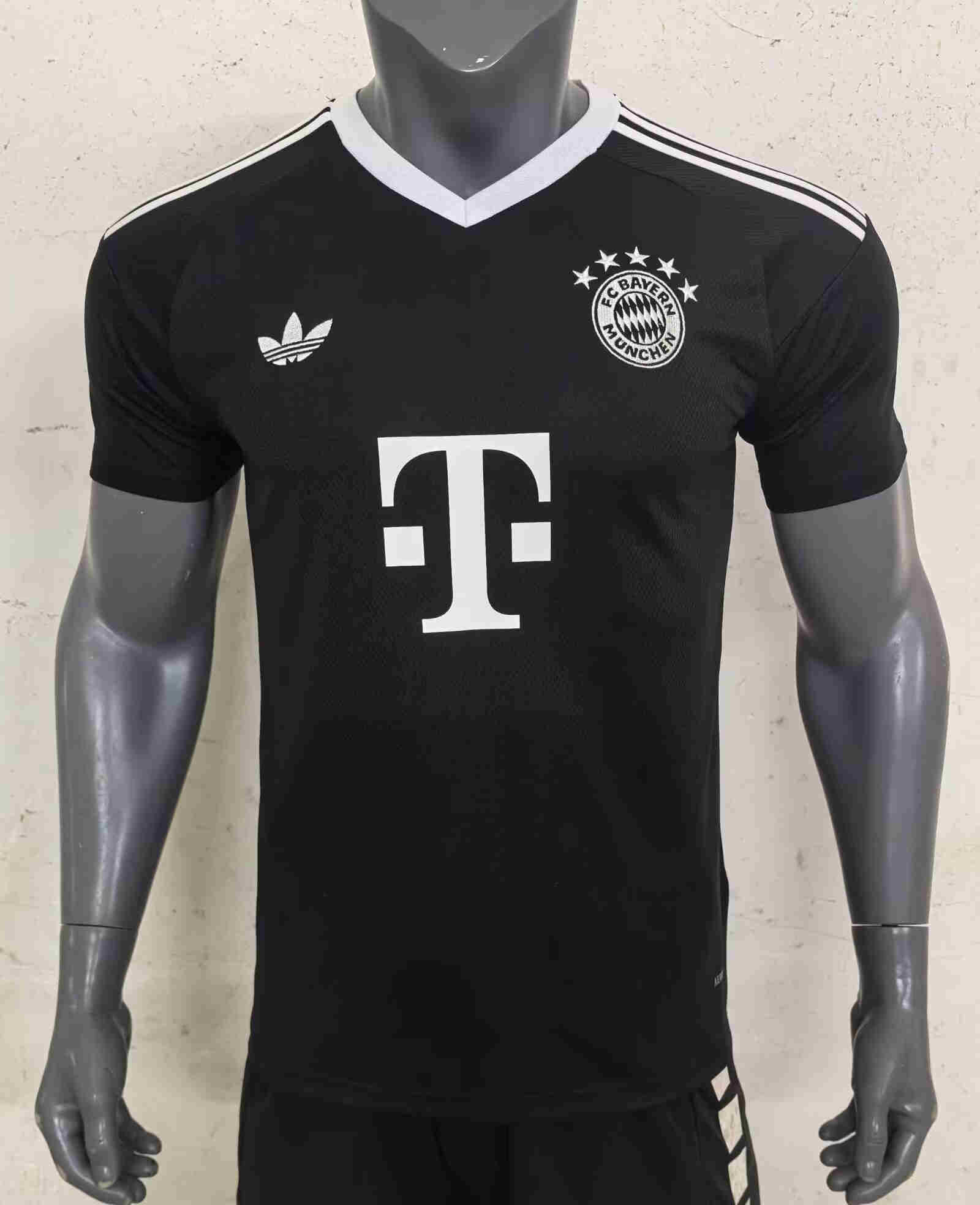 2024-2025 FC Bayern Munich Training clothes