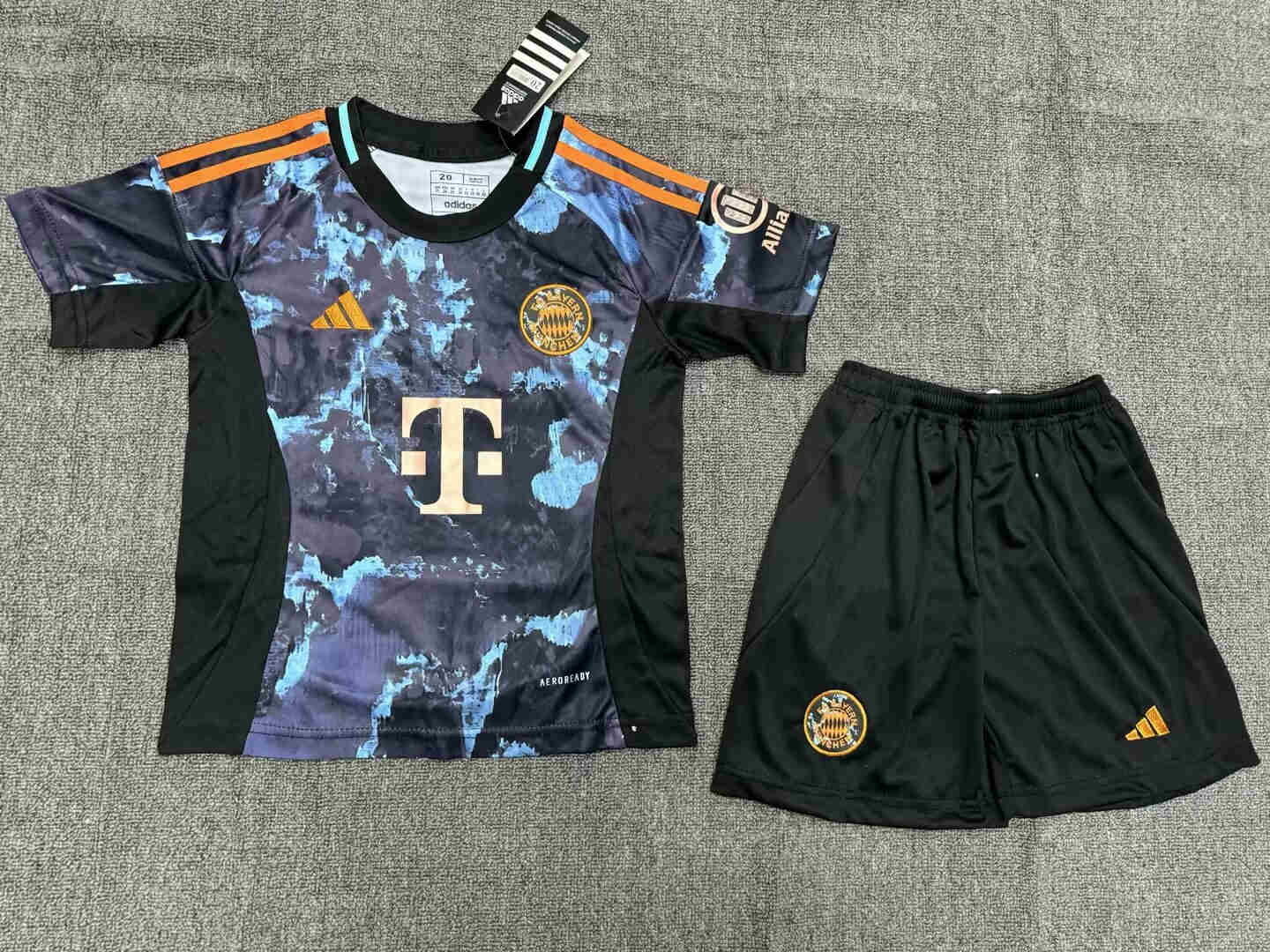 2023-2024 BAYERN MUNICH  away KIDS kit 