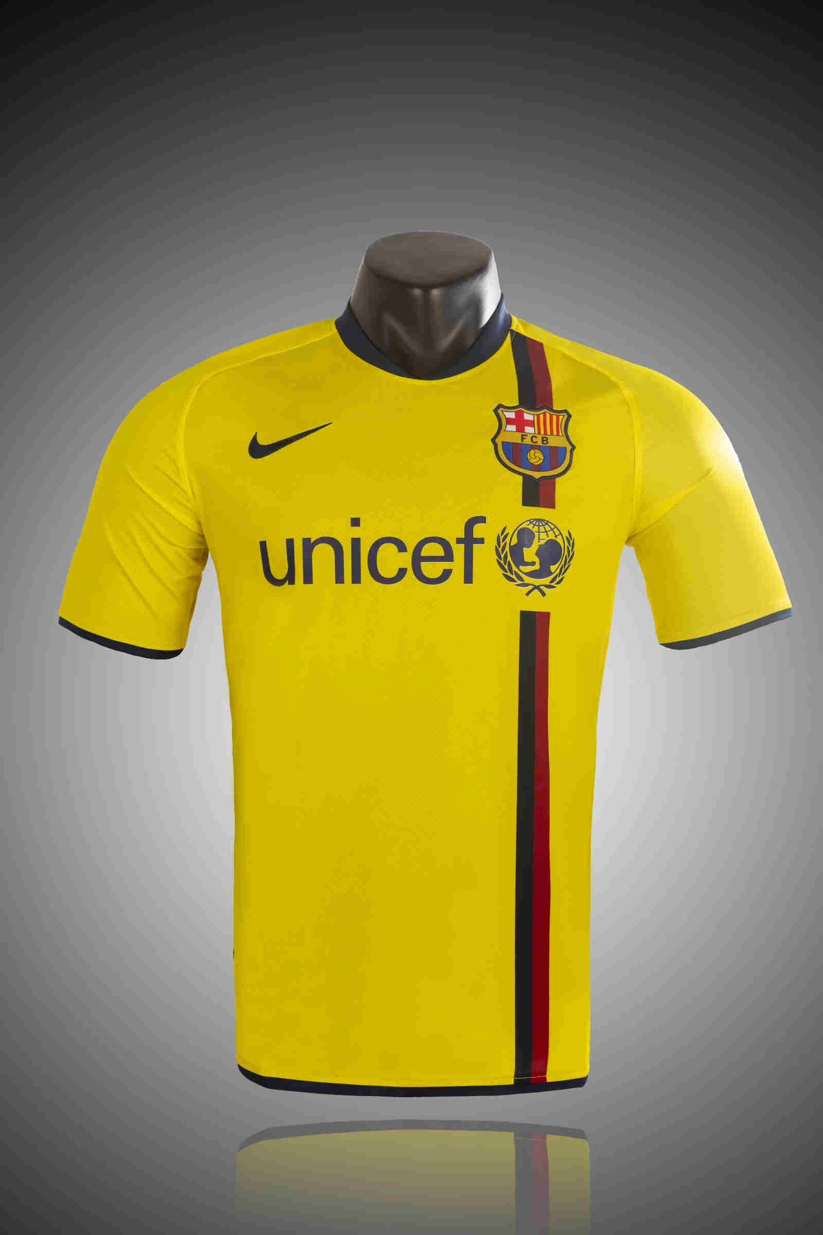 2008-2010  Barcelona home Retro.