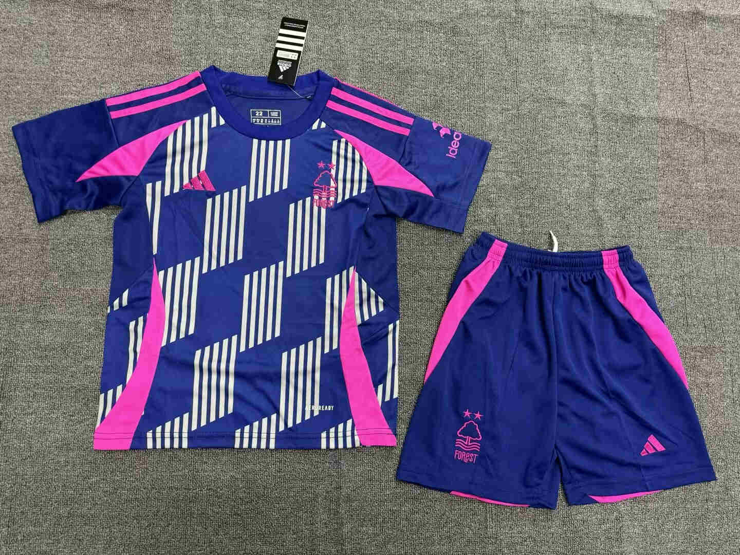 2024/2025 Nottingham Forest  away kids