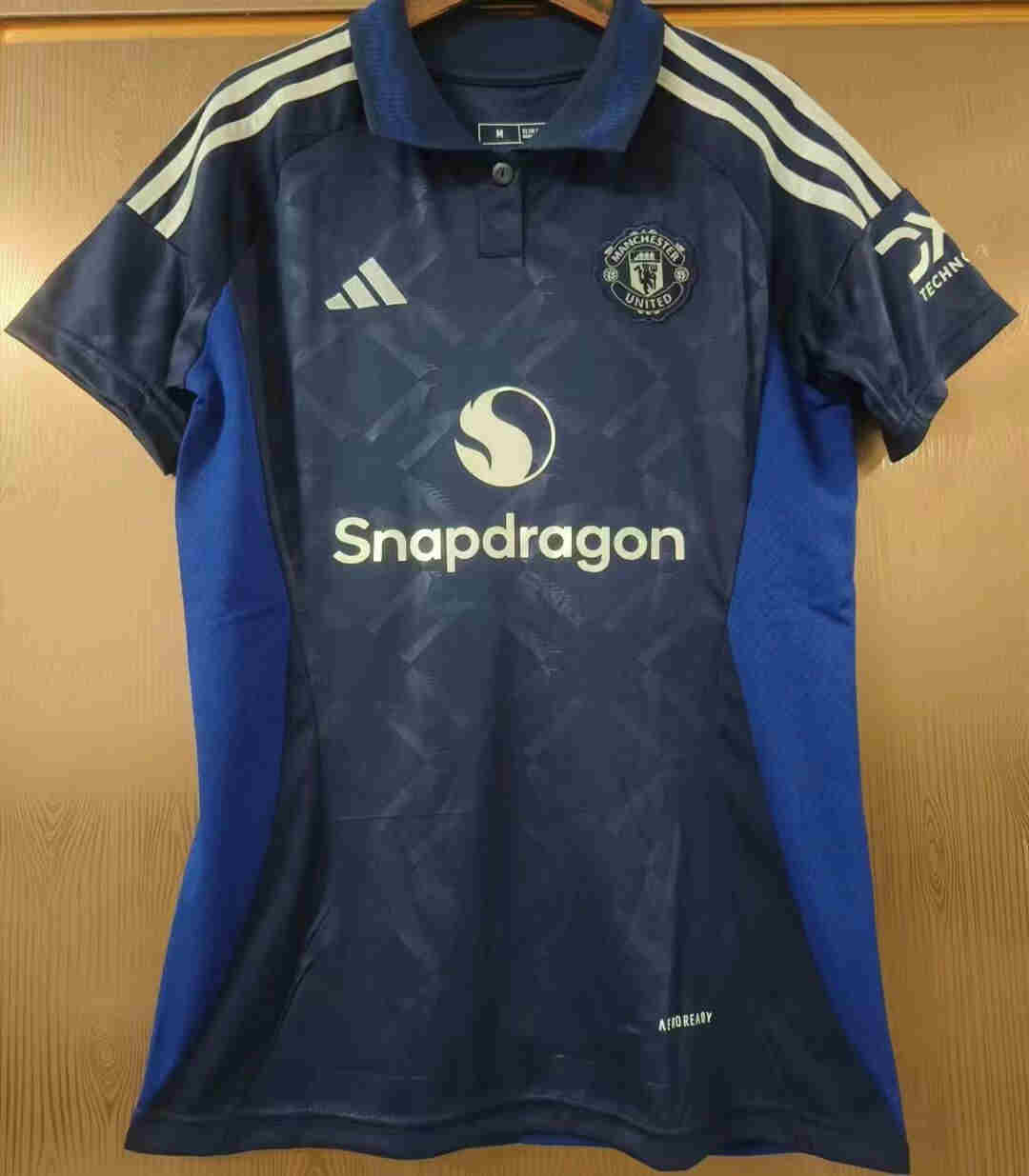 2024/2025 Manchester United  away  woman