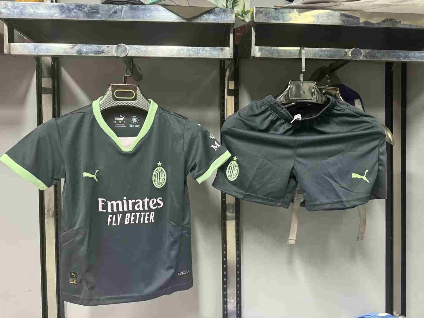 2024-2025 AC MILAN AWAY 2RD KIDS kit