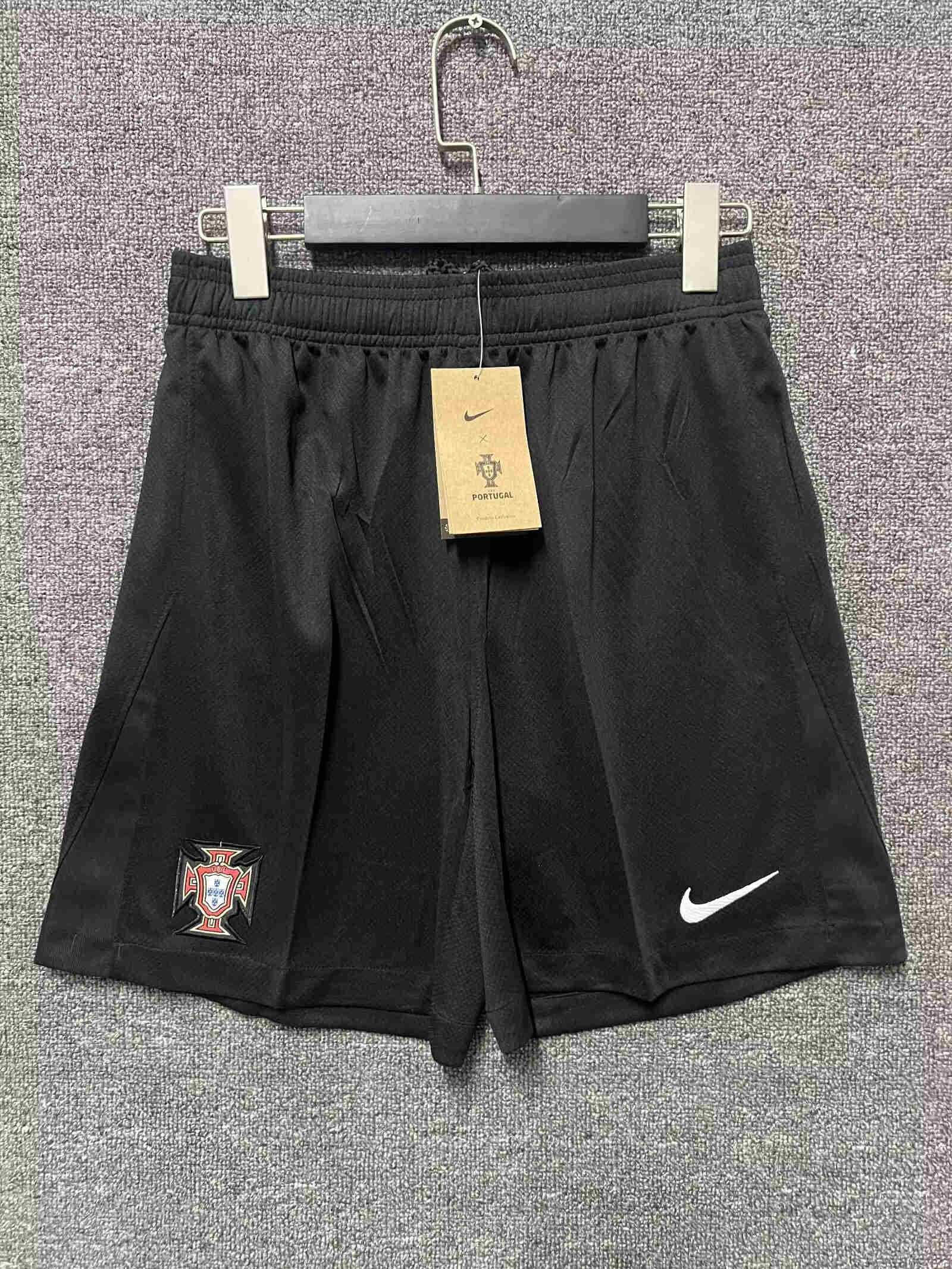 2024-2025 Portugal  away  shorts  adult