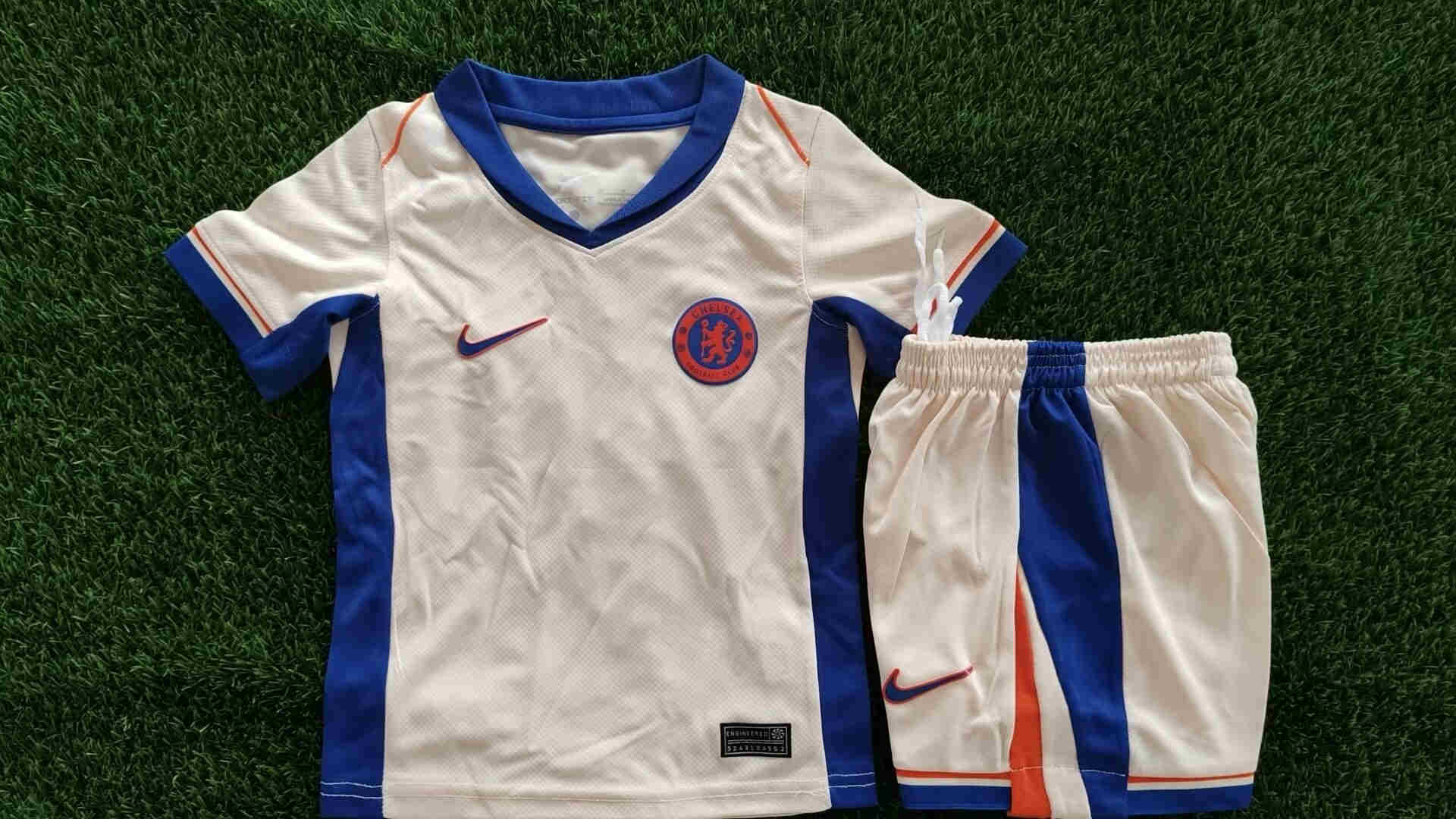 2024-2025 Chelsea  away kids kit 