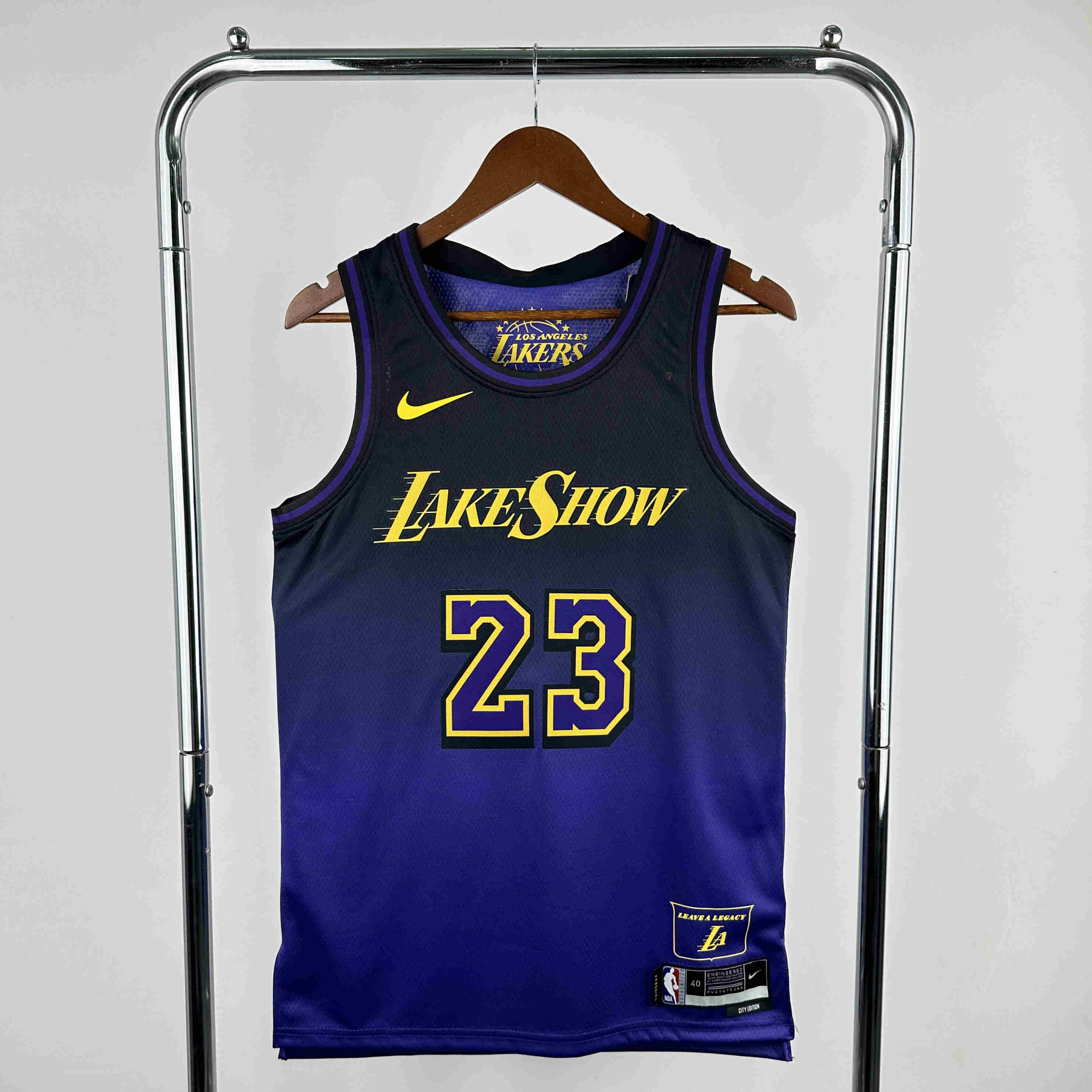 2025  Los Angeles Lakers  NO.15